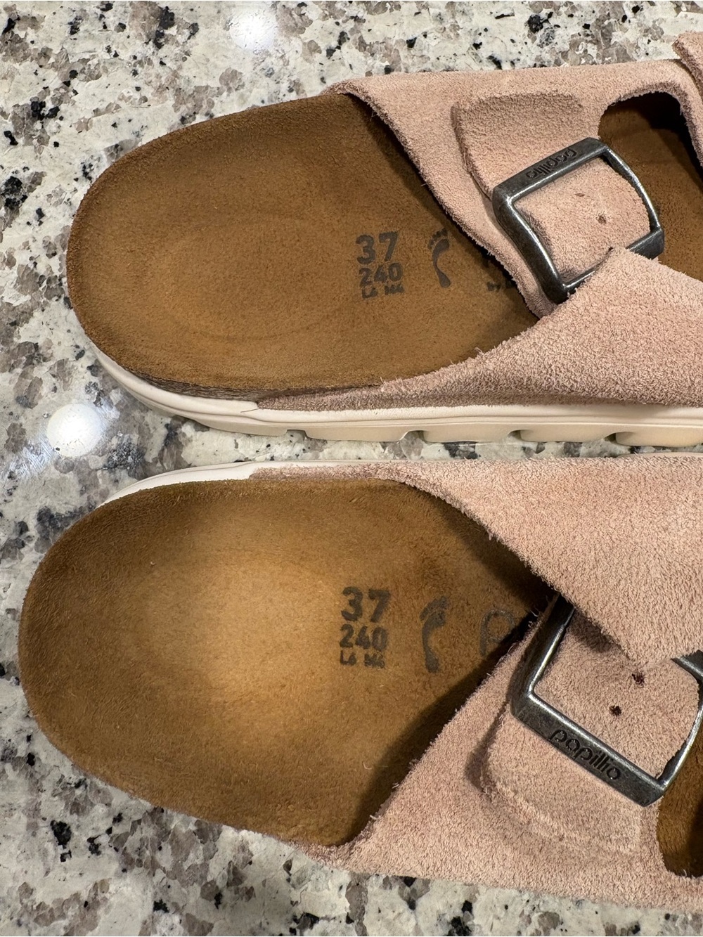Papillio by Birkenstock Arizona Chunky Suede Platform Slides Sand size 37 Narrow - Picture 9 of 11